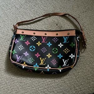 LV rainbow clutch **cannot confirm authenticity
